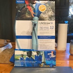 NIB Lifestraw water purifier